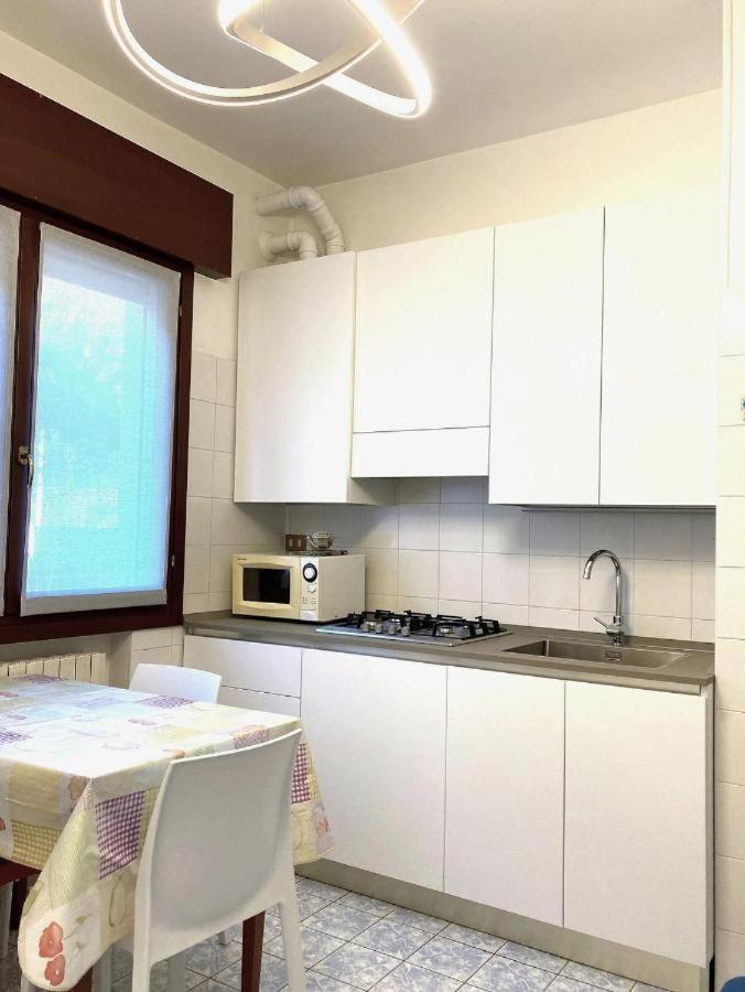 Bilocali Casa De Lazzari - Piazza Brescia - Adria Holiday Jesolo - Family Apartments Экстерьер фото